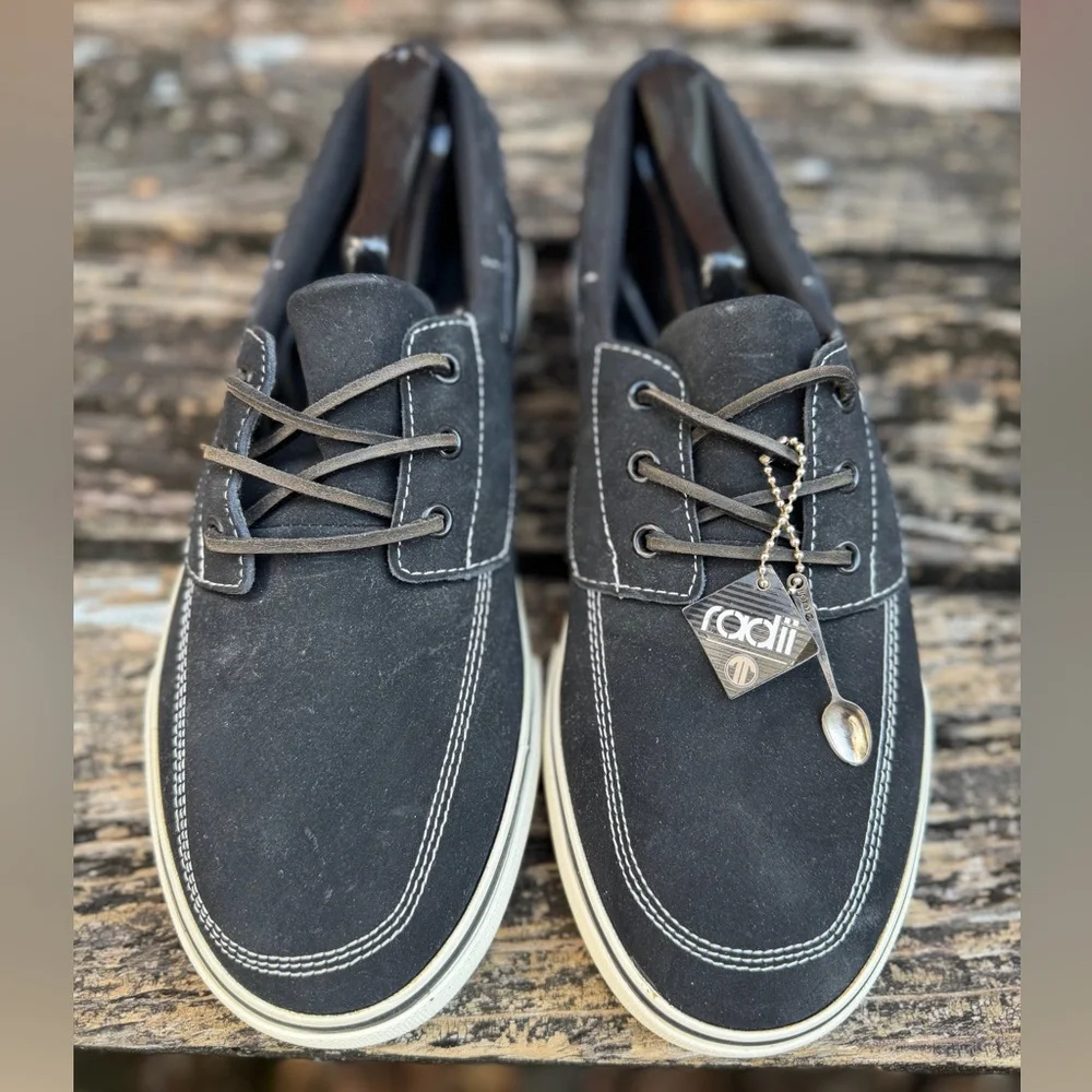 NWT Radii Footwear Gilligan Black Nubuck Size 10.5 Lace Up Men’s Boat Shoe M2